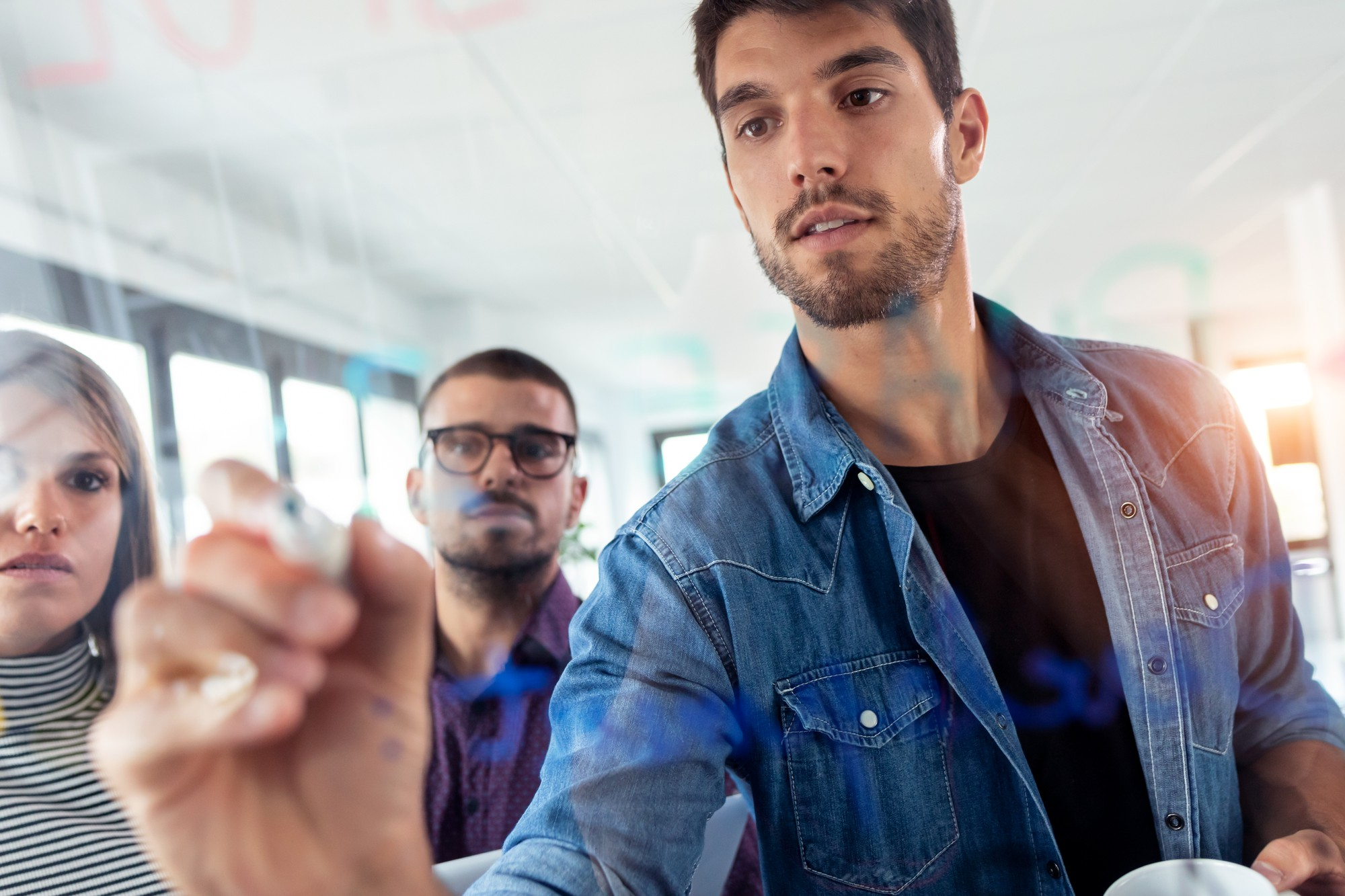 Tableros con indicadores comerciales en tiempo real